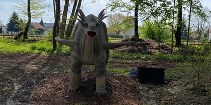 Ausflug mit Kindern - Wildhag (Riedau, Zell an der Pram) - Dinosaurierausstellung bis 10/2022 Katzenberg 