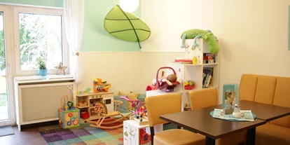 Ausflug mit Kindern - Ausflugsziel ist: ein Spielplatz - Kleinberg (Nußdorf am Haunsberg) - Mai Raum Café-Bistro-Take Away für Familien