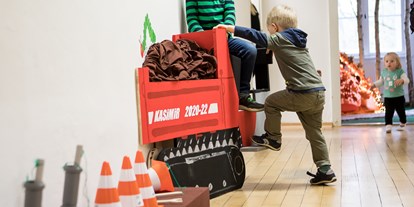 Ausflug mit Kindern - Obersüßbach - Irgendwo muss die ausgehobene Erde ja hin! - KASiMiRmuseum