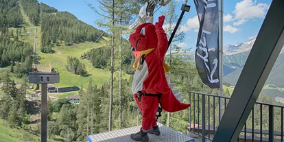 Trip with children - Ausflugsziel ist: ein Skigebiet - Gais (Trentino-Südtirol) - Zipline Klausberg