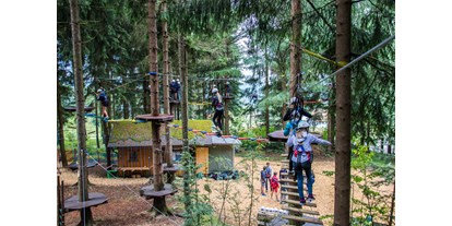 Ausflug mit Kindern - Mühlgraben (Sankt Agatha) - Hochseilgarten Kirchschlag Ralf & Walter / Kletterpark