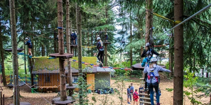 Ausflug mit Kindern - Witterung: Bewölkt - Vornwald (Waldkirchen am Wesen) - Hochseilgarten Kirchschlag Ralf & Walter / Kletterpark