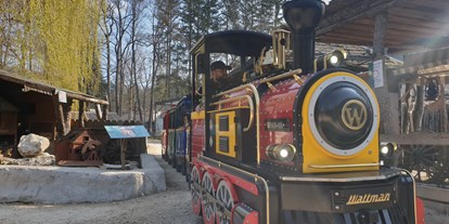 Ausflug mit Kindern - Kinderwagen: großteils geeignet - Courtételle - Siky Express - Sikypark - der Schweizer Tierrettungspark