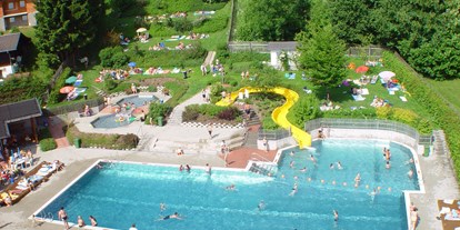 Ausflug mit Kindern - Ausflugsziel ist: ein Bad - Helfenberg (Ahorn, Helfenberg) - Tolles Badeerlebnis in Waxenberg