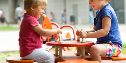 Ausflug mit Kindern - Witterung: Bewölkt - Hausruck - Spielplatz Krenglbach Spielplatz für die Kleinen