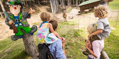 Ausflug mit Kindern - Ausflugsziel ist: ein Naturerlebnis - PLZ 5760 (Österreich) - Montelino's Wildfütterung
