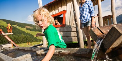 Ausflug mit Kindern - Ausflugsziel ist: ein Spielplatz - PLZ 5731 (Österreich) - Montelino's Wasserspielplatz