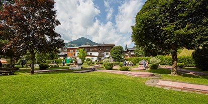 Ausflug mit Kindern - Ausflugsziel ist: eine Sportanlage - Neukirchen am Großvenediger - Minigolf Hinterglemm