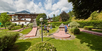 Trip with children - Kitzbühel - Minigolf Hinterglemm