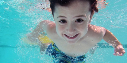 Ausflug mit Kindern - Alter der Kinder: 0 bis 1 Jahre - Wattens - Schwimmbad Tivoli