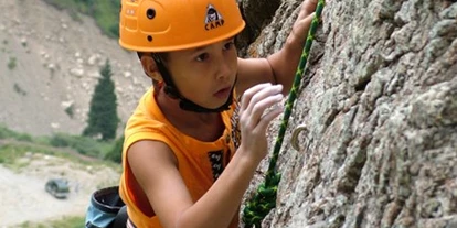 Trip with children - Sportanlage: Kletterhalle - Obertauern - Erlebniskids - Abenteuer, Sport und Erlebnis für Kids - ERLEBNISKIDS - Abenteuer, Sport und Erlebnis für Kids