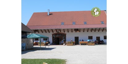 Ausflug mit Kindern - Gastronomie: kinderfreundliches Restaurant - Obergriesbach (Landkreis Aichach-Friedberg) - Bumbaurhof in Markt Indersdorf
