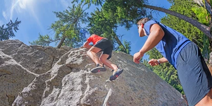 Ausflug mit Kindern - Themenschwerpunkt: Bewegung - Bouldergebiet Gsteier
