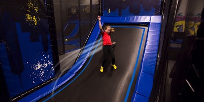 Ausflug mit Kindern - Ausflugsziel ist: ein Indoorspielplatz - Deutschland - Trampolinpark SprungFrei