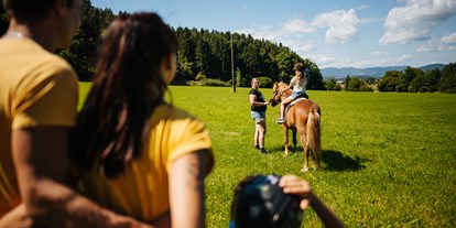 Ausflug mit Kindern - Kömmelgupf / Vrh - Reiten am Ponyhof Nachbar