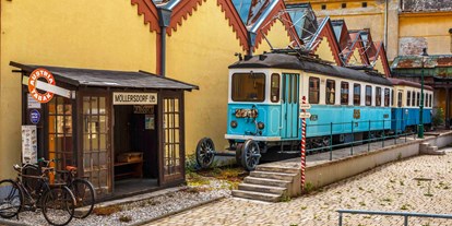 Ausflug mit Kindern - Witterung: Schnee - PLZ 7000 (Österreich) - Badner Bahn Baujahr 1926 - Museum Traiskirchen