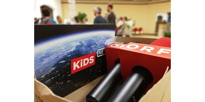 Ausflug mit Kindern - Alter der Kinder: 6 bis 10 Jahre - PLZ 3040 (Österreich) - Redaktionsworkshops im ORF-Zentrum - ORF-KiDS NEWS