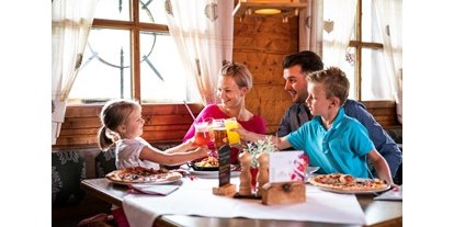 Ausflug mit Kindern - Äußere Einöde - Hüttenrestaurant Einkehr - Trattlers Ponyfarm 