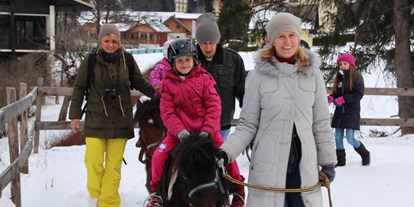 Ausflug mit Kindern - Themenschwerpunkt: Spielen - Schleben - Trattlers Winter-Ponyfarm (Anfang Dezember - Anfang April bzw. Ostern) - Trattlers Ponyfarm 