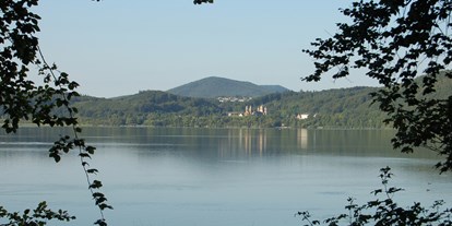 Ausflug mit Kindern - Dauer: mehrtägig - Rheinland-Pfalz - Laacher See mit Abtei - Maria Laach