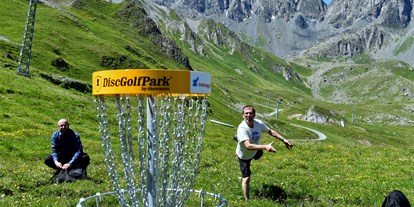 Ausflug mit Kindern - erreichbar mit: Bahn - Graubünden - Discgolf Parcours Alptrider Sattel
