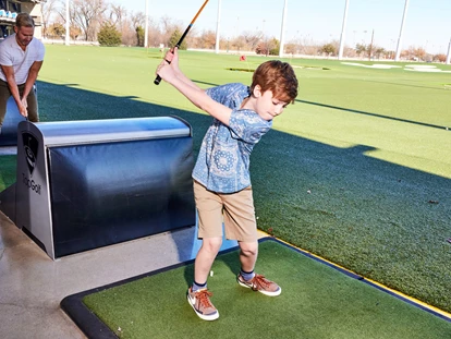 Trip with children - Bochum - Topgolf Family Offer