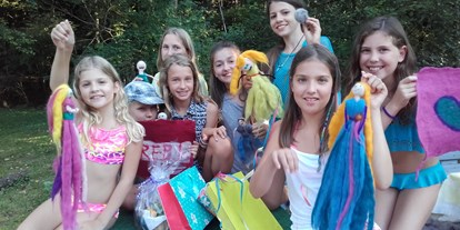 Ausflug mit Kindern - outdoor - Nestelberg (Großklein, Heimschuh) - Kindergeburtstagsfeier einmal anders: bunt, kreativ, lustig - KREATIVWerkstatt am MITANANDA H.O.F.
