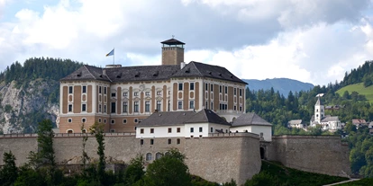 Trip with children - Ausflugsziel ist: eine Sehenswürdigkeit - Austria - Schloss Trautenfels