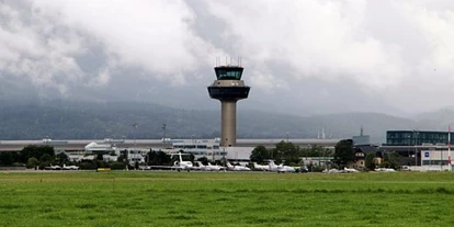 Ausflug mit Kindern - Alter der Kinder: 0 bis 1 Jahre - Kleinberg (Nußdorf am Haunsberg) - Besuch am Flughafen Salzburg