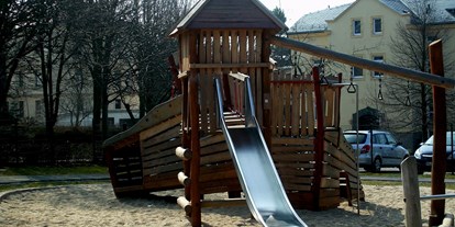 Ausflug mit Kindern - Alter der Kinder: 6 bis 10 Jahre - PLZ 3040 (Österreich) - Wikinger-Spielplatz im Baumgartner Casino-Park
