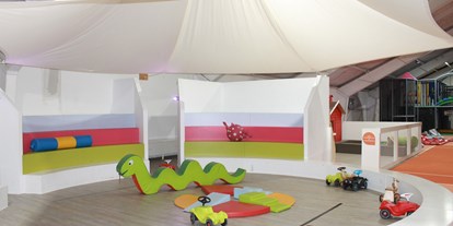 Ausflug mit Kindern - Ausflugsziel ist: ein Indoorspielplatz - Niedersachsen - Jimmys Spielewelt 