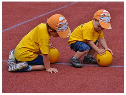 Ausflug mit Kindern - Alter der Kinder: 2 bis 4 Jahre - PLZ 1030 (Österreich) - Ballschule im Freien