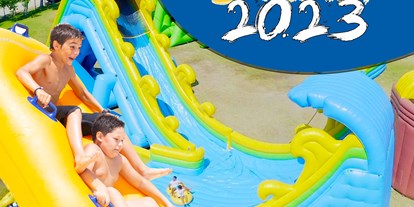Ausflug mit Kindern - Bad: Freibad - Wasserpark mit Deutschlands größter aufblasbaren Reifenrutsche