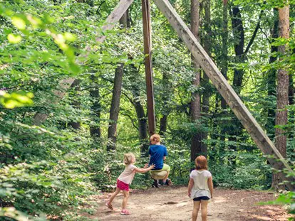 Ausflug mit Kindern - Ausflugsziel ist: ein Wandergebiet - Dietersdorf bei Fürstenfeld - Sagenpfad Fürstenfeld