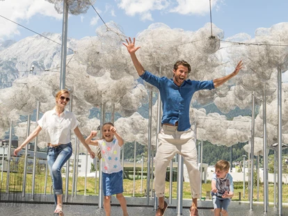 Trip with children - Ausflugsziel ist: ein Indoorspielplatz - Austria - Outdoor Abenteuer & Erlebniswelt für Kinder in den Swarovski Kristallwelten