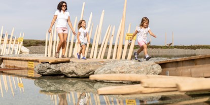 Ausflug mit Kindern - Ausflugsziel ist: ein Bad - Fichtensee auf der Rosenalm