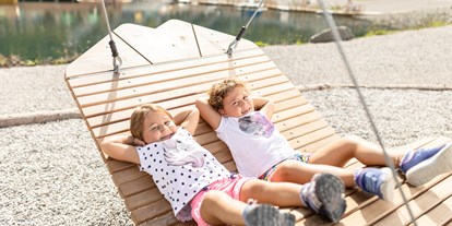 Ausflug mit Kindern - erreichbar mit: Seilbahn - Genussschaukeln - Fichtensee auf der Rosenalm