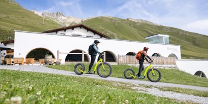 Ausflug mit Kindern - Witterung: Schönwetter - PLZ 7457 (Schweiz) - Downhill Trottinett Marguns
