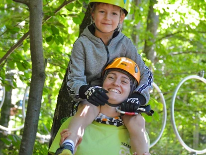 Trip with children - Ausflugsziel ist: ein Kletterpark - Austria - Kindergeburtstag im Wald feiern