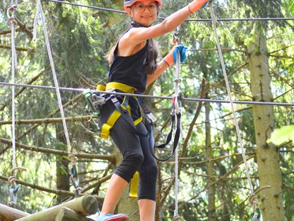 Ausflug mit Kindern - Freizeitpark: Vergnügungspark - Waisenegg - Kindergeburtstag im Wald feiern