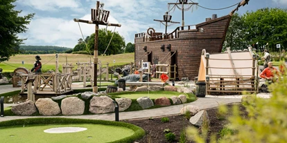 Trip with children - Ausflugsziel ist: ein Freizeitpark - Norderstedt - Adventure Minigolf Hamburg "Pirate´s Island"