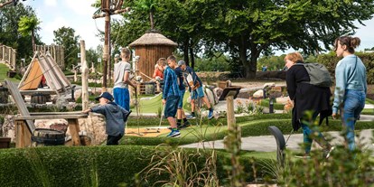 Ausflug mit Kindern - Ausflugsziel ist: eine Sportanlage - Großenaspe - Adventure Minigolf Hamburg "Pirate´s Island"