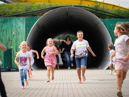 Trip with children - Kinderwagen: großteils geeignet - Kindergeburtstag im Bubenheimer Spieleland