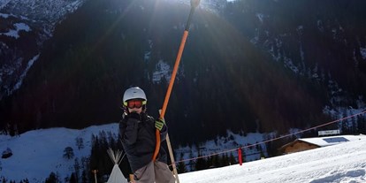 Ausflug mit Kindern - Mariahof - Symbolbild Skifahren - Skigebiet Lachtal