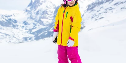 Trip with children - Themenschwerpunkt: Skifahren - Tyrol - Symbolbild Skifahren - Skigebiet Kühtai