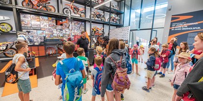 Ausflug mit Kindern - erreichbar mit: Fahrrad - Eggelsberg - Oster Special - Innovation Lab Workshop