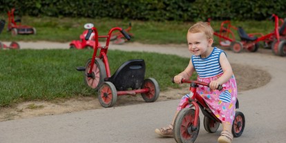 Ausflug mit Kindern - Kinderwagen: vollständig geeignet - Ostbayern - Babyurlaub im Familienhotel Schreinerhof
