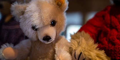 Ausflug mit Kindern - Hunde: willkommen - Grödig - Große Bärensammlung - von Groß bis Klein. - Puppenstubenmuseum Hintersee