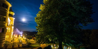 Ausflug mit Kindern - sehenswerter Ort: Schloss - Niederösterreich - Artstetten in der Vollmond-Nacht