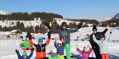 Ausflug mit Kindern - Witterung: Kälte - Oberalm - Tuberding & Bergaufrodeln 